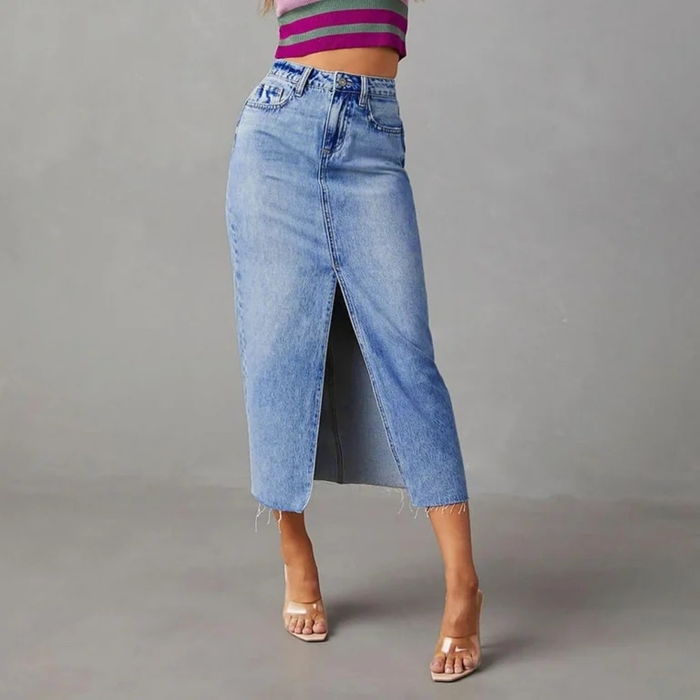 H&M Blue denim midi skirt with front slit Sz Medium